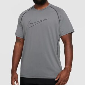 Nike Pro Dri-Fit Slim Fit Tee, Size S